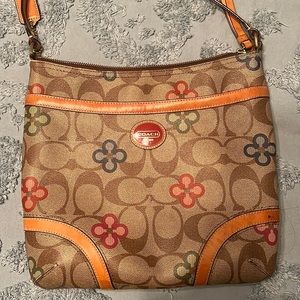 Coach Crossbody handbag great condition